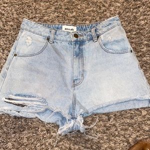 Size 27 Rolla Jean shorts - light wash!!